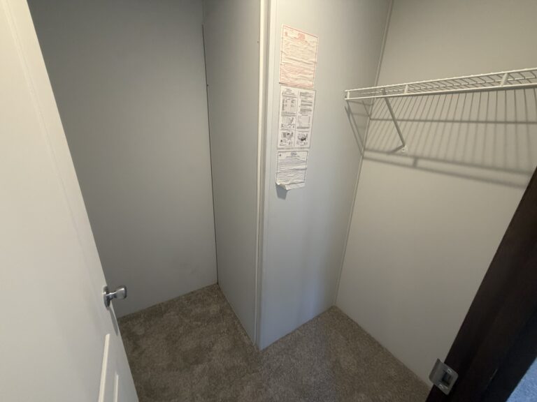Gallery for 9 Farmingdale Drive, FA09 at Creekside of Hamlin: Image 8 of 17