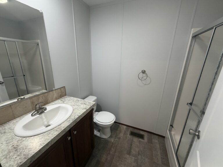 Gallery for 9 Farmingdale Drive, FA09 at Creekside of Hamlin: Image 9 of 17