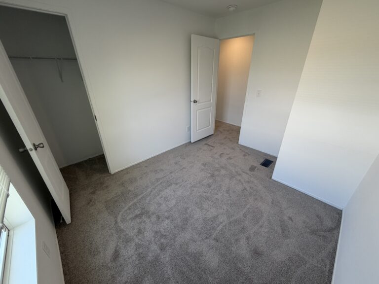 Gallery for 14 Farmingdale Drive Hamlin 14464 NY, FA14 at Creekside of Hamlin: Image 7 of 10