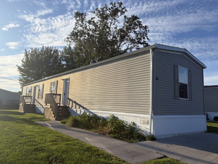 Photograph of 14 Farmingdale Drive Hamlin 14464 NY, FA14