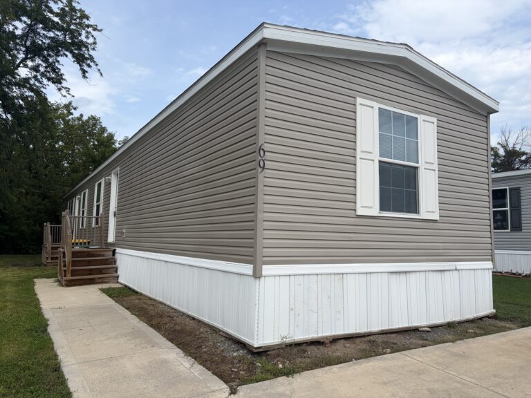 Photograph of 69 Locust Drive, LO69