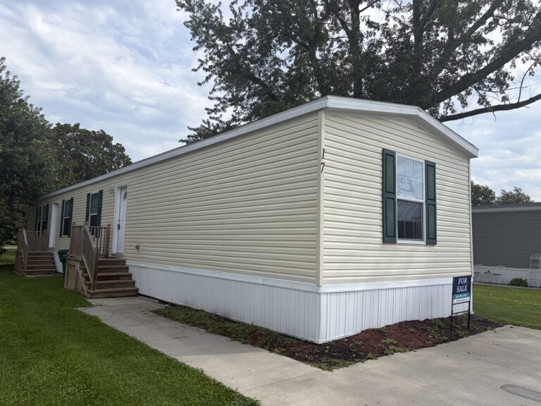 Gallery for 17 Oak Drive, OA17 at Creekside of Hamlin: Image 10 of 11
